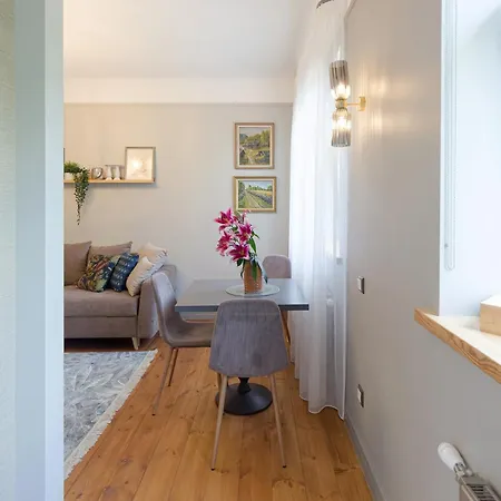 Quiet Garden Deluxe Διαμέρισμα *