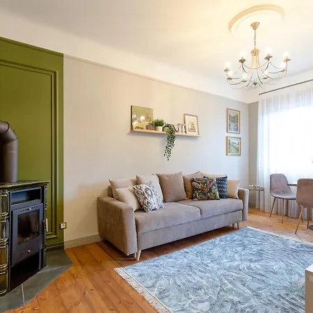 Quiet Garden Deluxe Apartment Riga