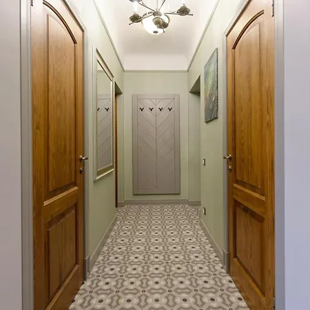 Quiet Garden Deluxe *